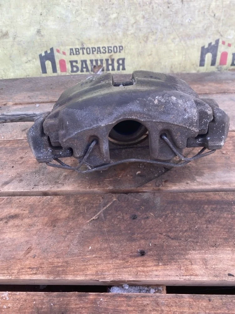 Суппорт Skoda Rapid 2017 1K0615124E CWVA, передний правый