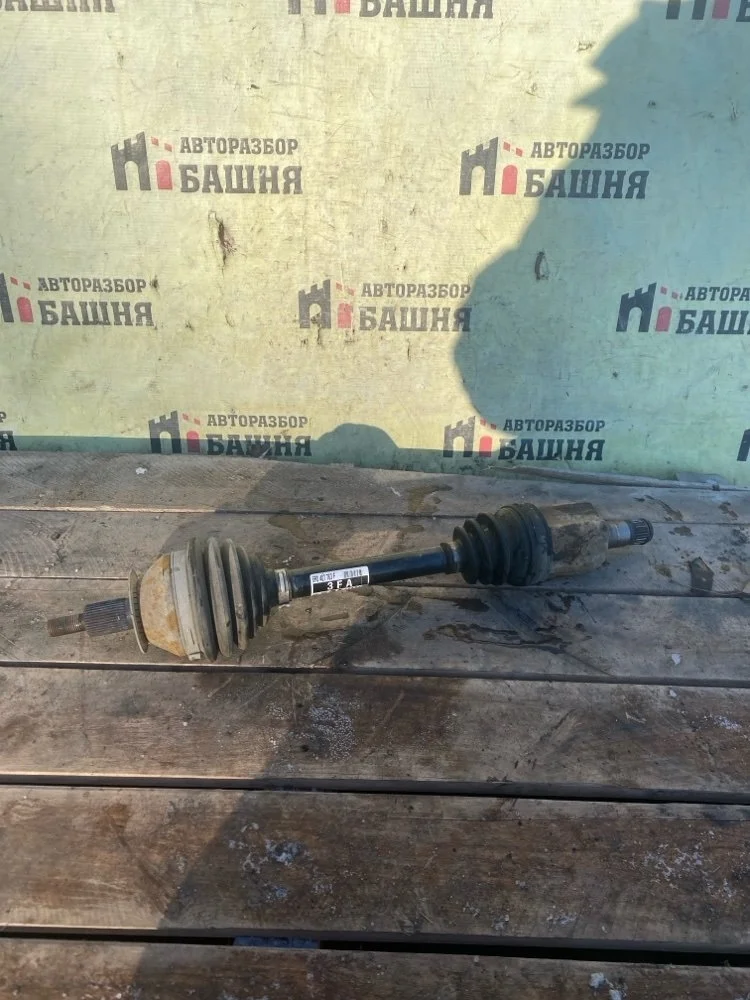 Привод Skoda Rapid 2017 6R0407763F CWVA, левый