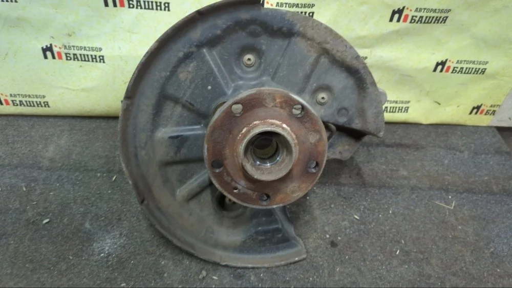 Кулак поворотный Volkswagen Tiguan 2020 5QF505435F 2 DBGC, задний левый