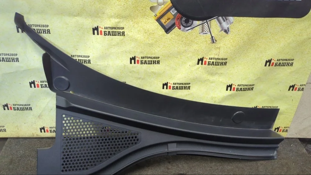 Жабо Volkswagen Tiguan 2020 5NB819404C 2 DBGC, правое