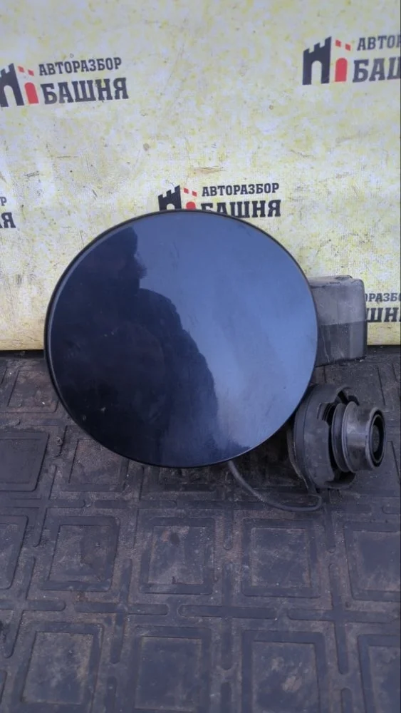 Лючок бензобака Volkswagen Polo 2012 6RU809857 5 CFNA