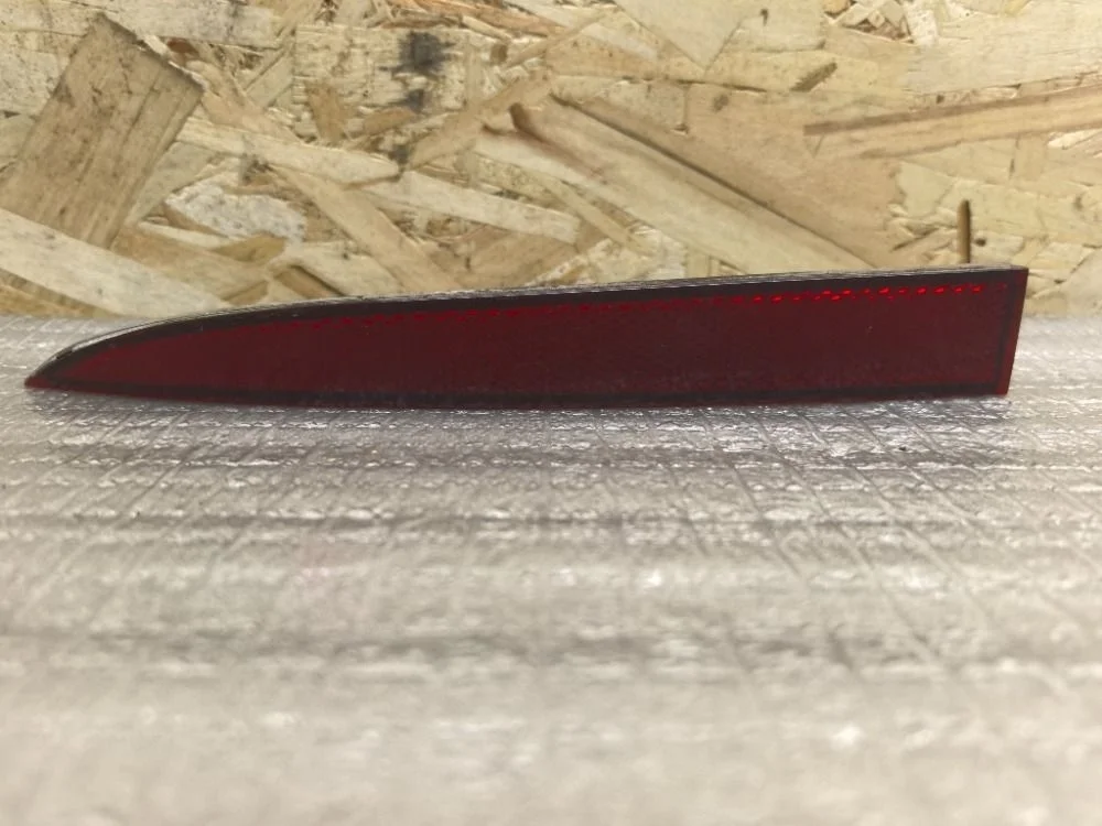 Отражатель в бампер задний левый SsangYong Actyon II (2010—2013) 2015 белый