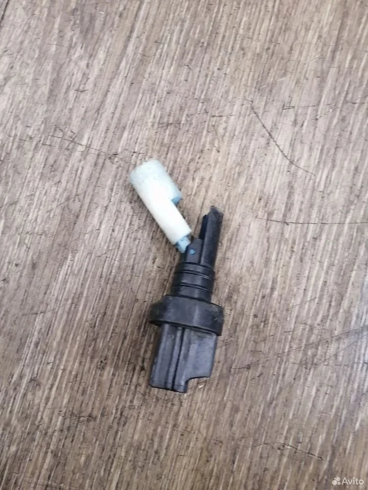 Датчик уровня жидкости бачка омывателя ford