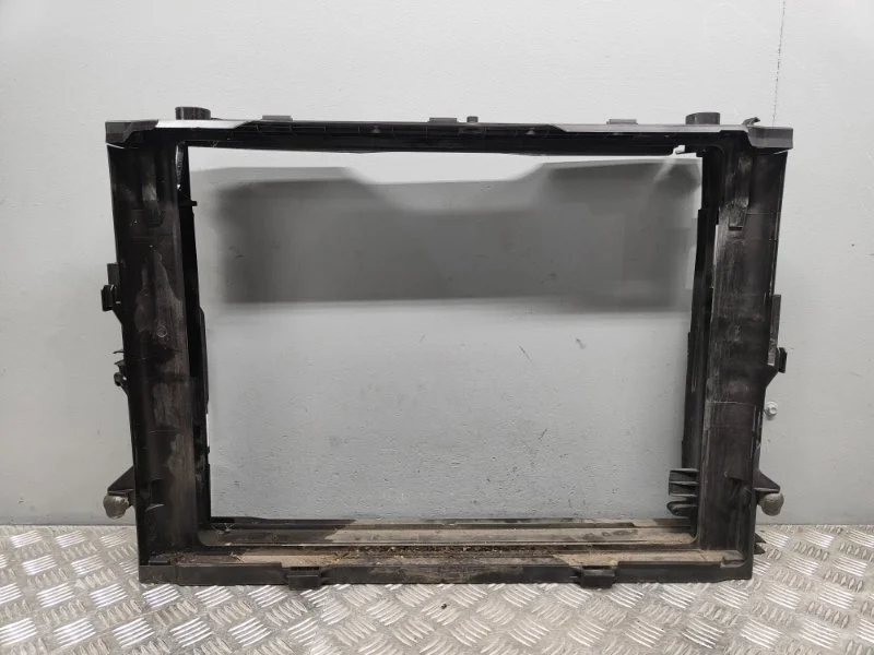 Дефлектор радиатора BMW 7 E65