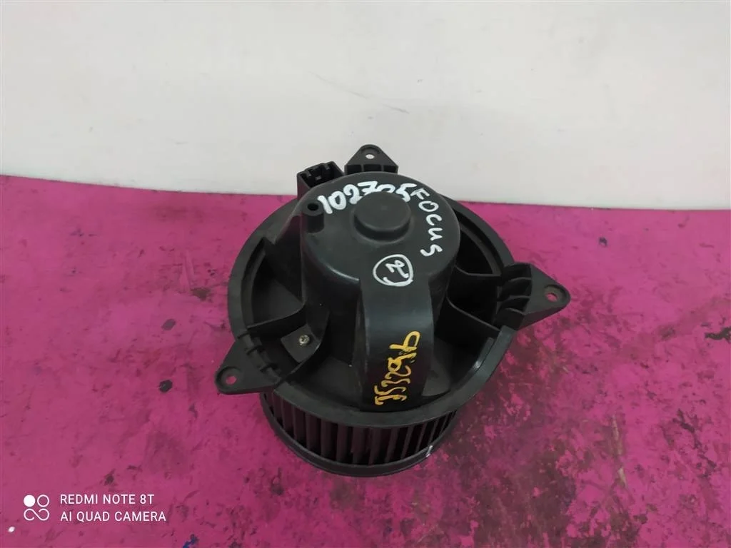 Моторчик печки Ford Focus 1 Mondeo 3 Connect 1111