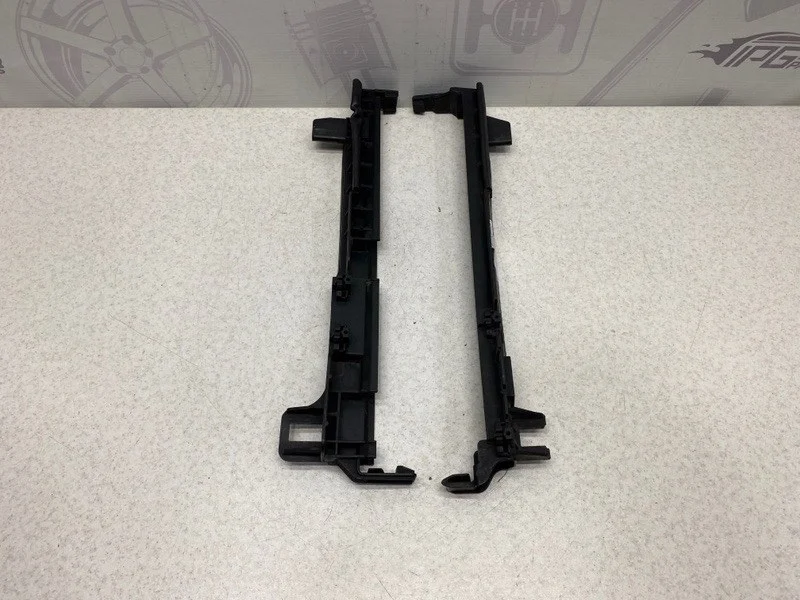 Рамка радиатора Mercedes-benz 2007 W204