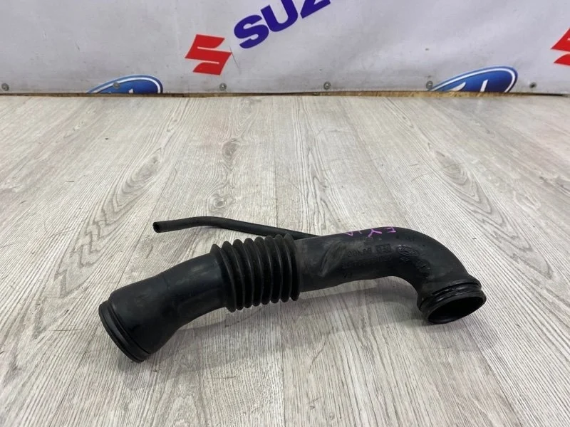 Патрубок воздушного фильтра FORD FUSION 2009