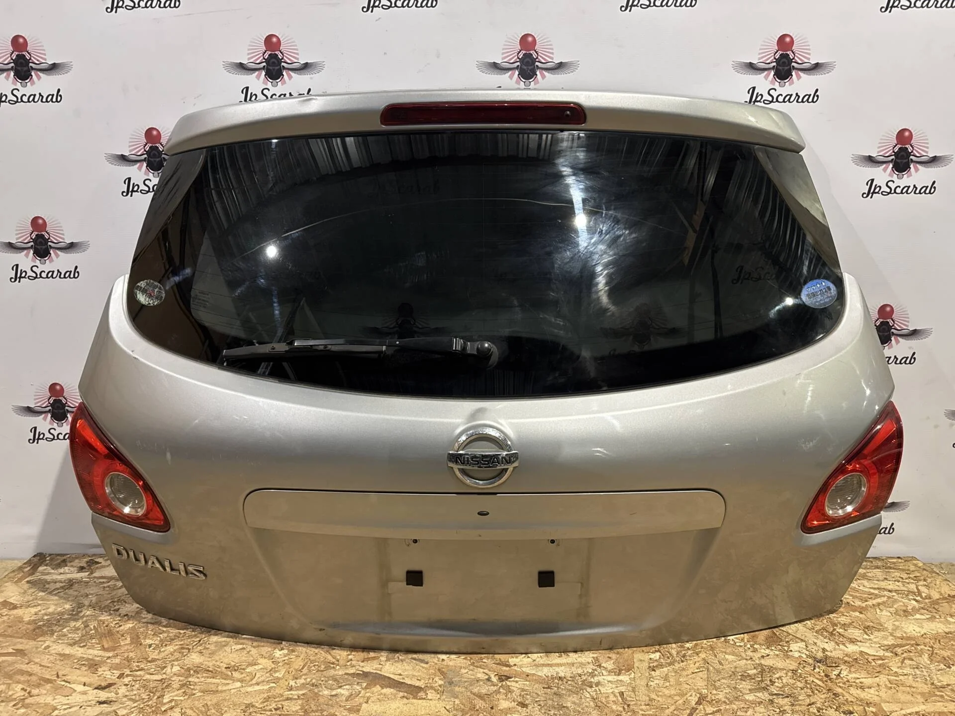 Крышка багажника Nissan Qashqai J10