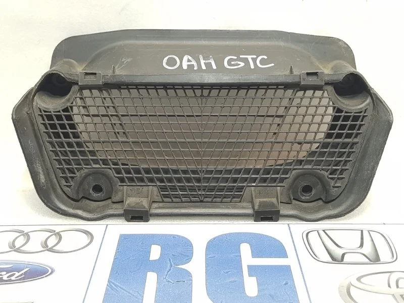 Воздухозаборник Opel Astra H GTC