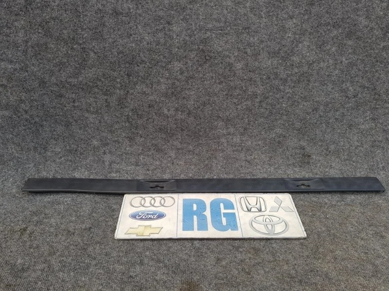 Молдинг крыши Land Rover Freelander 2011
