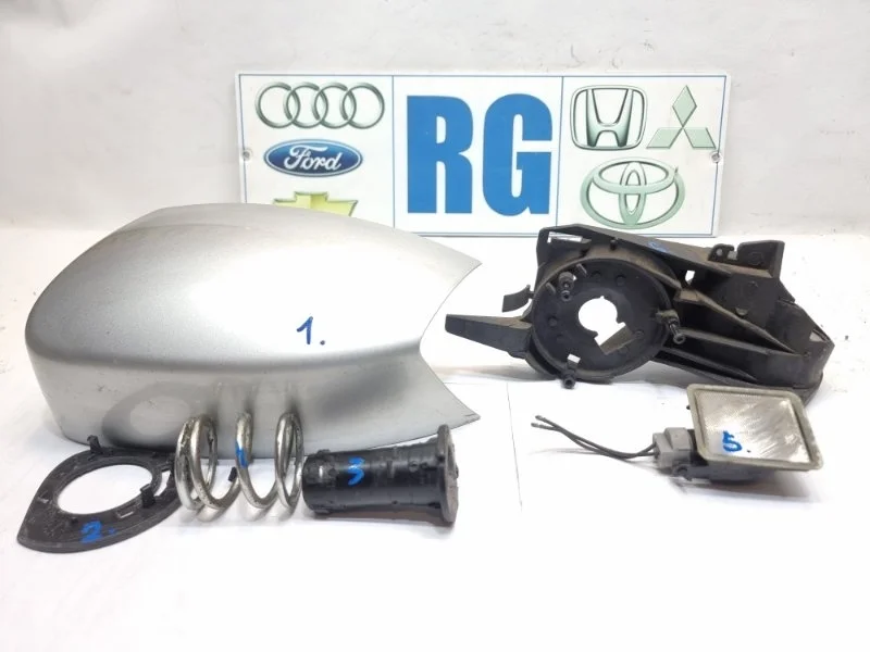 Зеркало Ford Kuga 1 2011