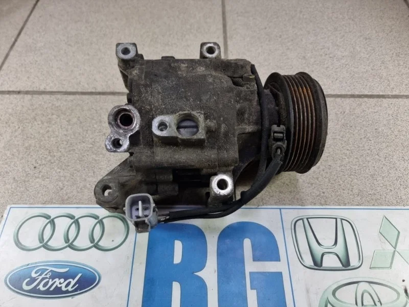 Компрессор кондиционера Toyota Corolla 120 2006