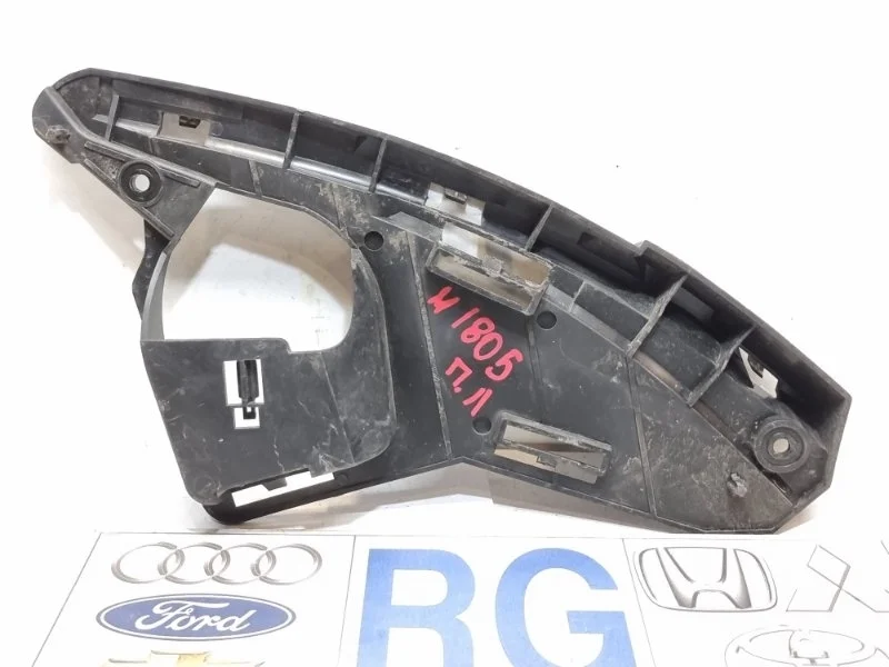 Кронштейн бампера Volvo XC60 2010