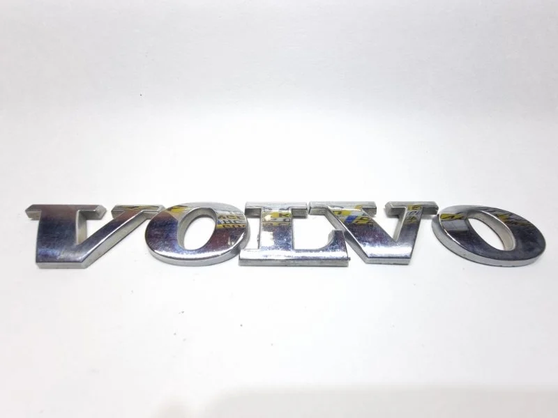 Эмблема Volvo XC60 2010