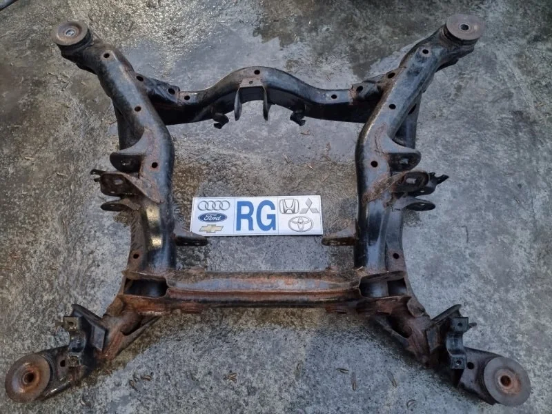 Подрамник Volkswagen Touareg 2007