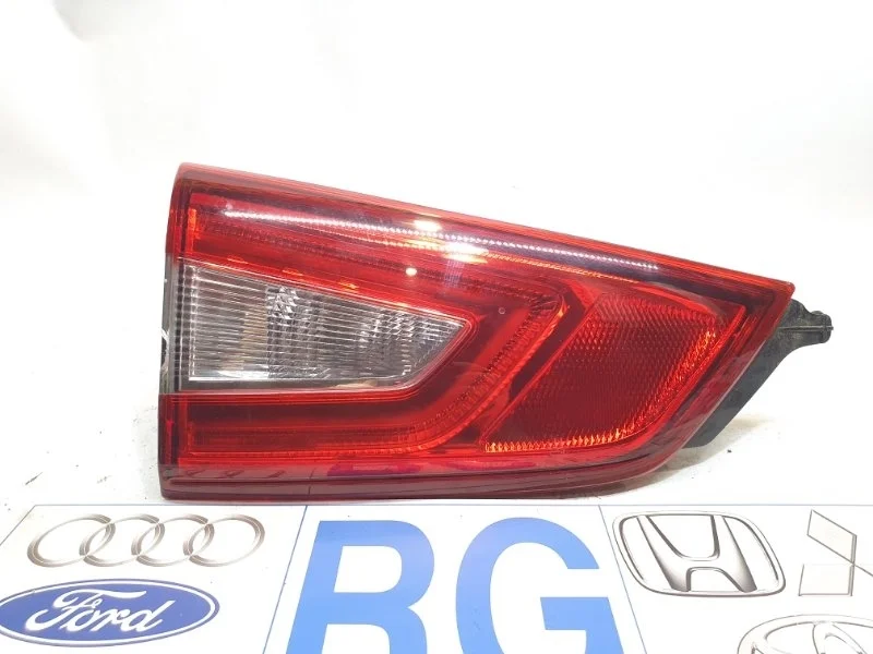 Фонарь крышки багажника Nissan Qashqai 2015 J11
