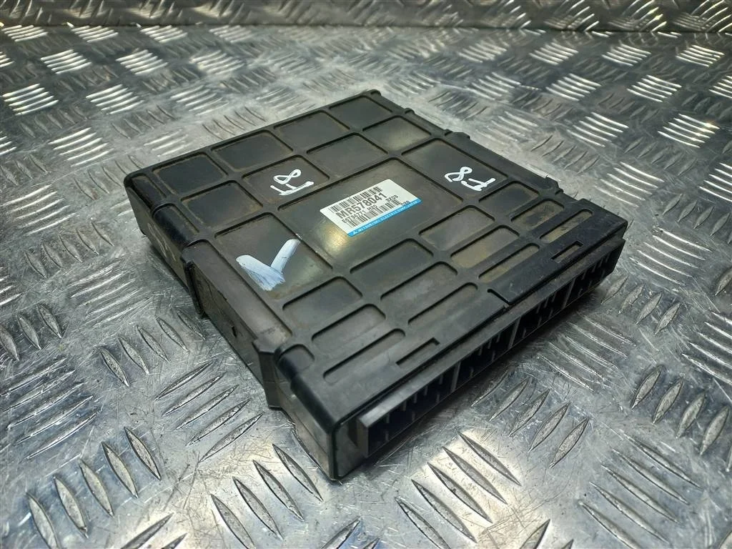 Блок управления двигателем MITSUBISHI Space Star