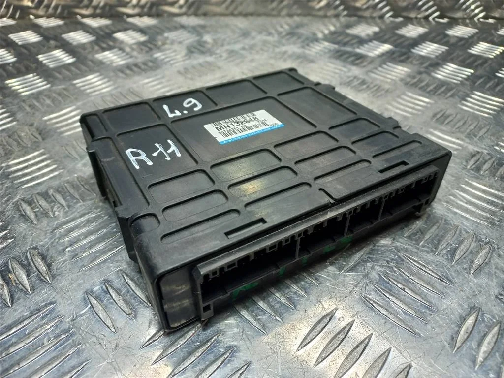 Блок управления двигателем MITSUBISHI LANCER IX р