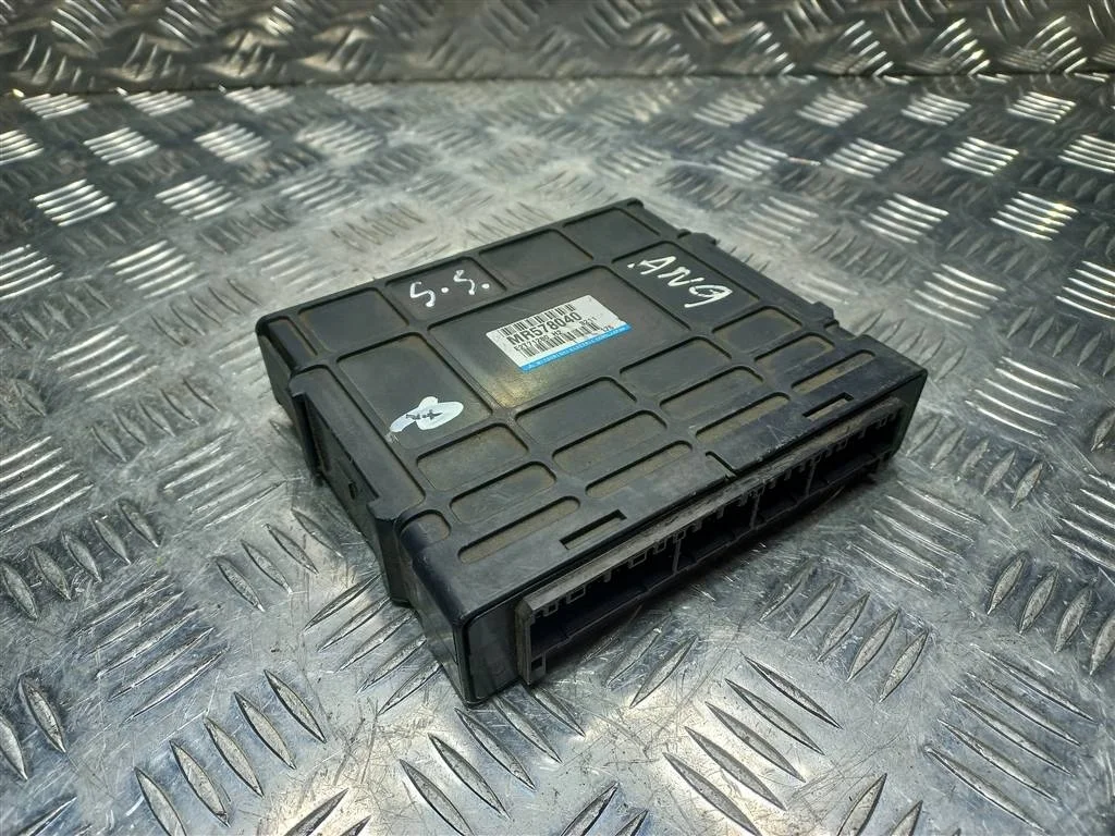 Блок управления двигателем MITSUBISHI Space Star