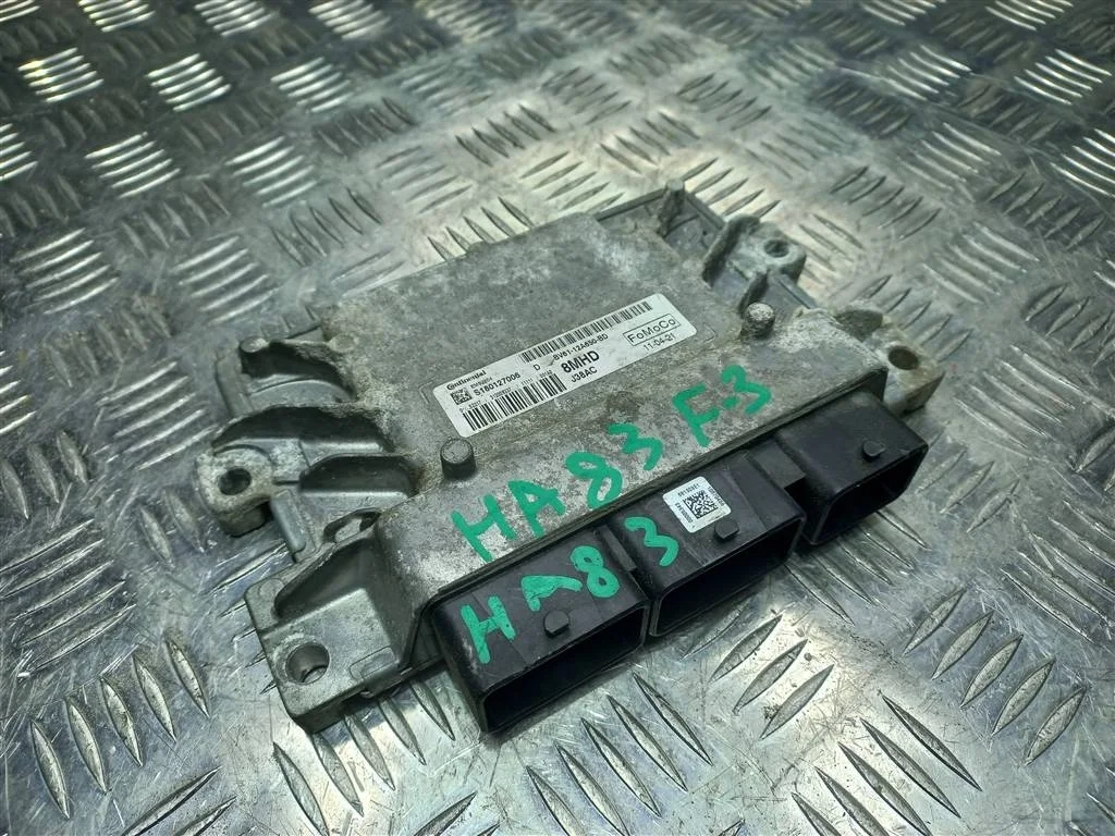 Блок управления двигателем FORD Focus III (2011—2