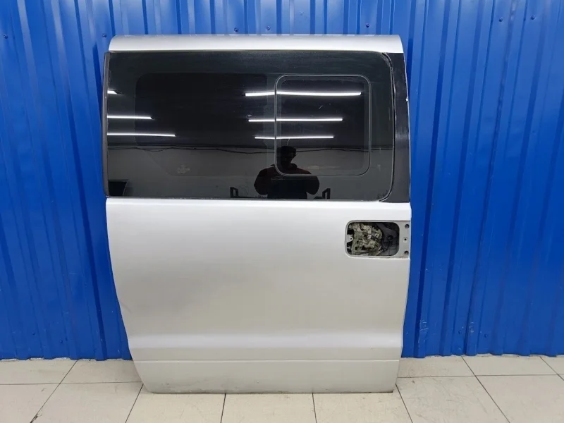 Дверь Hyundai Grand Starex 2008 770044H110 TQ 2.5 D4CB, задняя правая