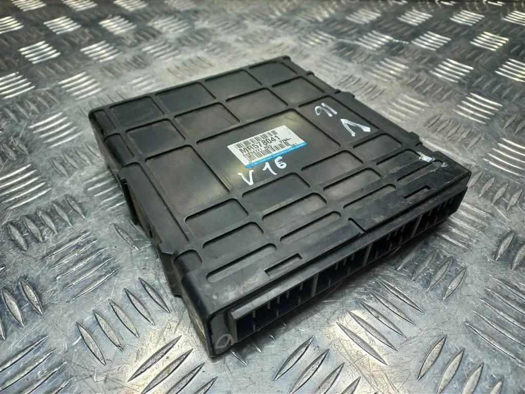 Блок управления двигателем MITSUBISHI Space Star