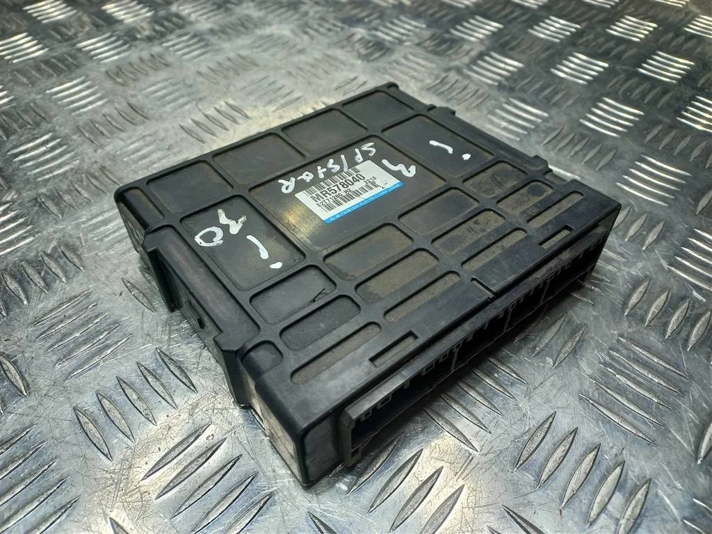 Блок управления двигателем MITSUBISHI Space Star