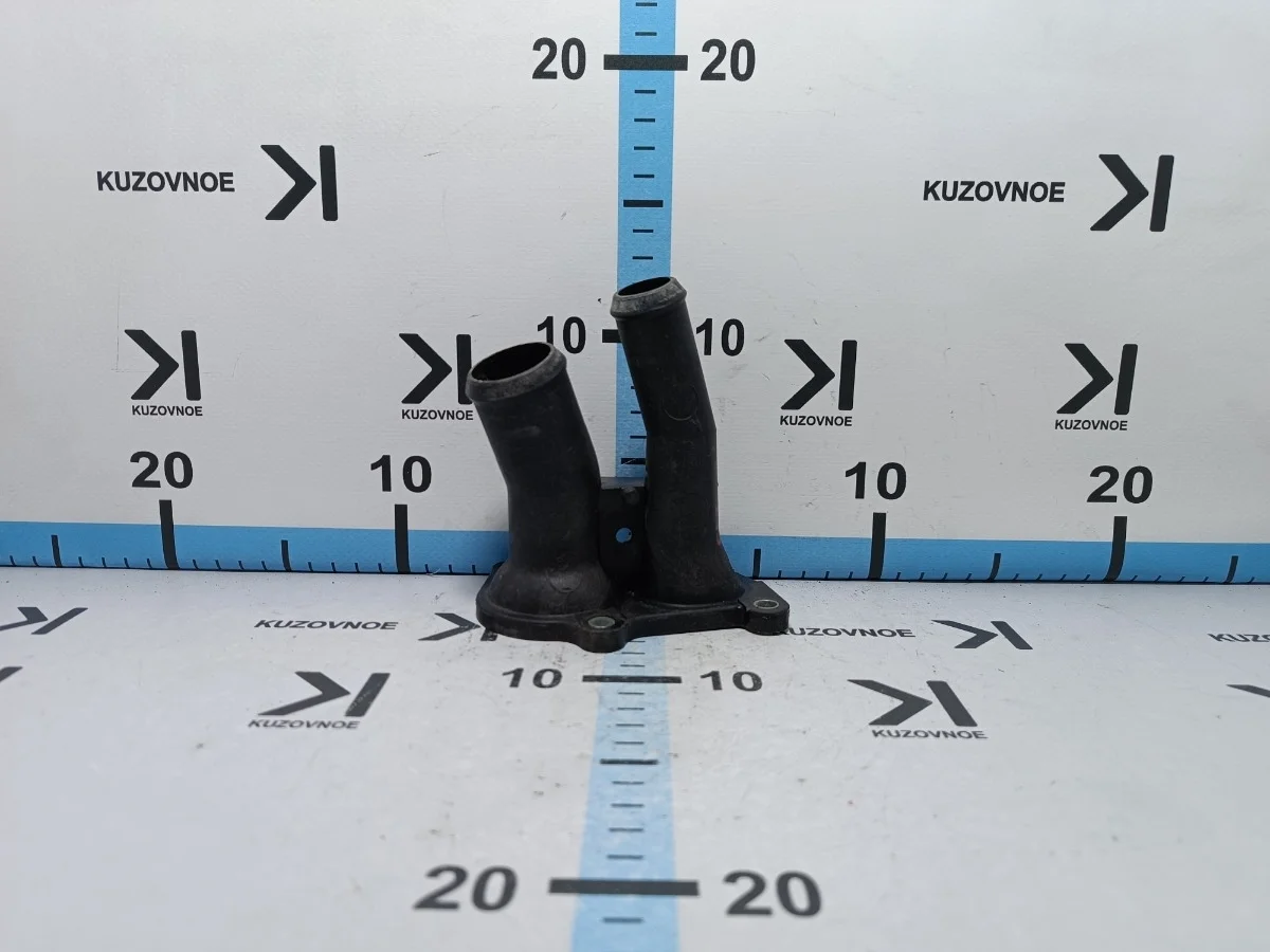 Термостат Ford Focus 2011 CB8