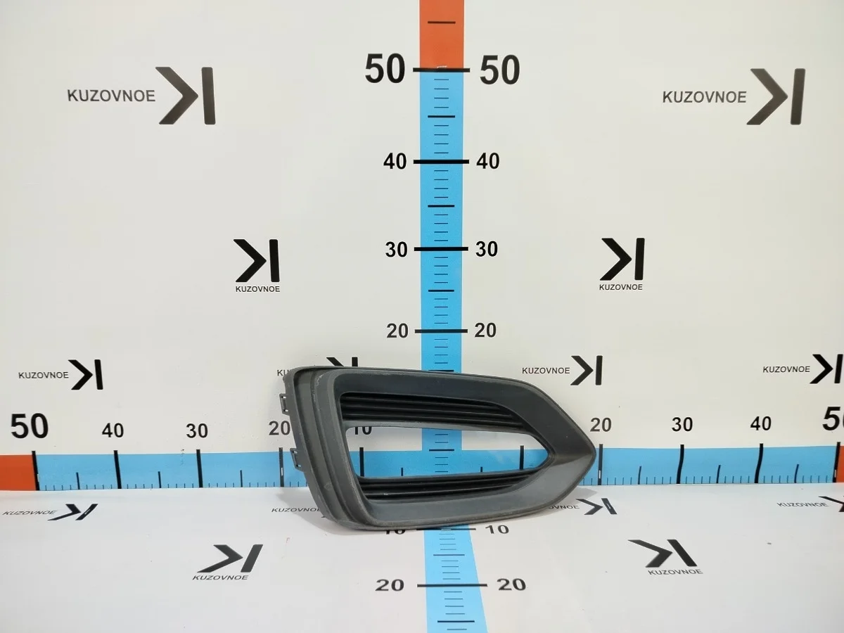 Оправа противотуманной фары Hyundai Solaris