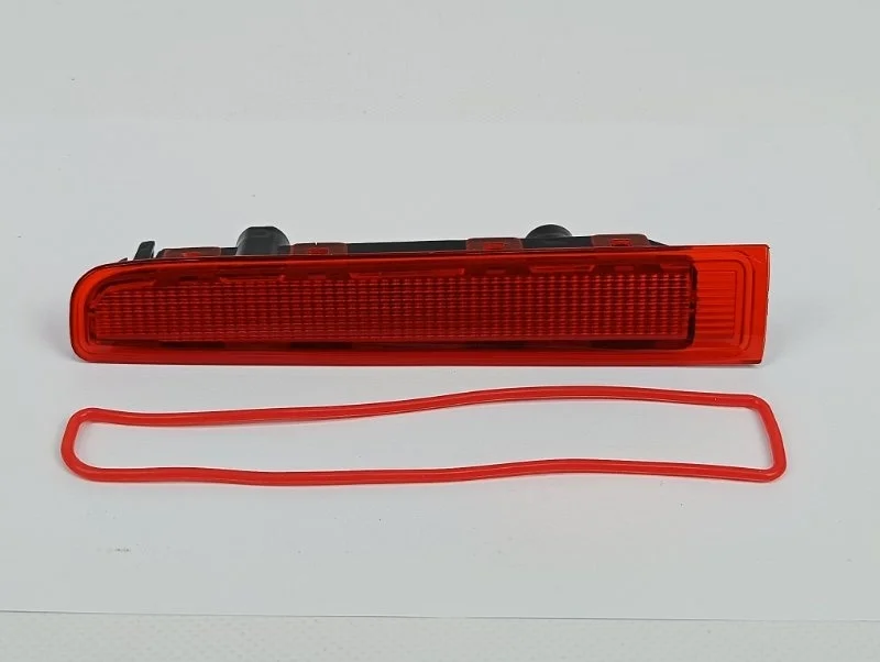 Стоп сигнал Volkswagen Transporter T5