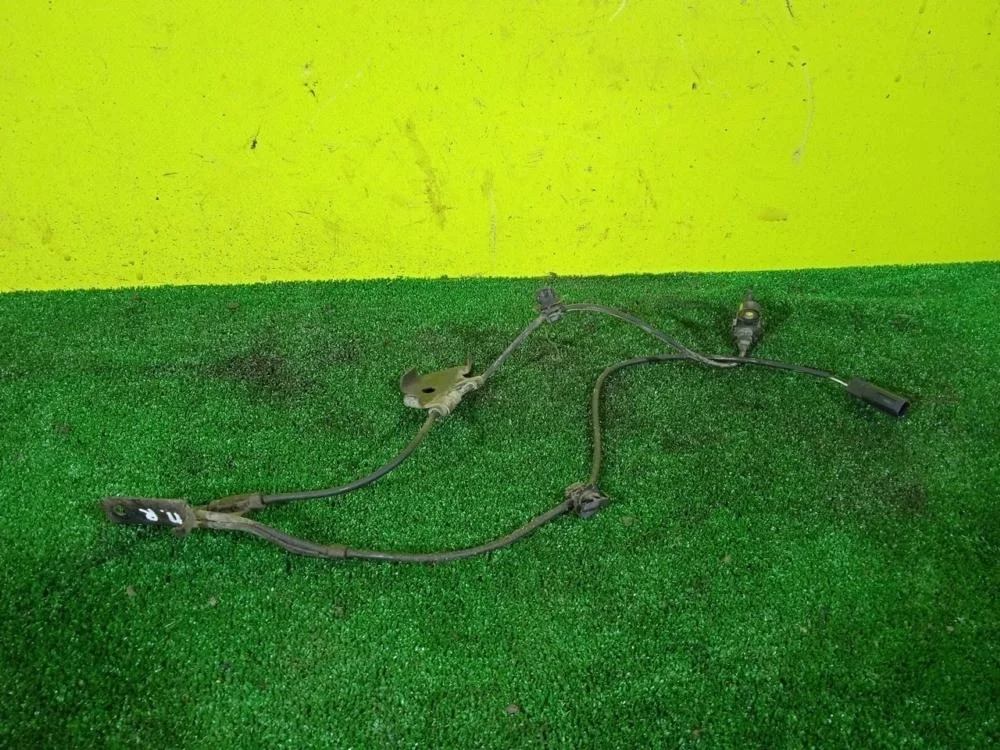 Датчик ABS Toyota Corolla 2011 8954212080 150 1ZRFE, передний правый