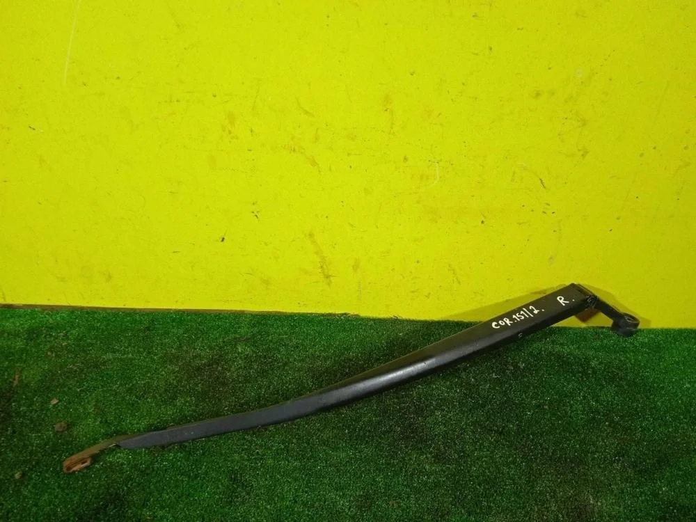 Поводок стеклоочистителя Toyota Corolla 2011 8521112520 150 1ZRFE, правый