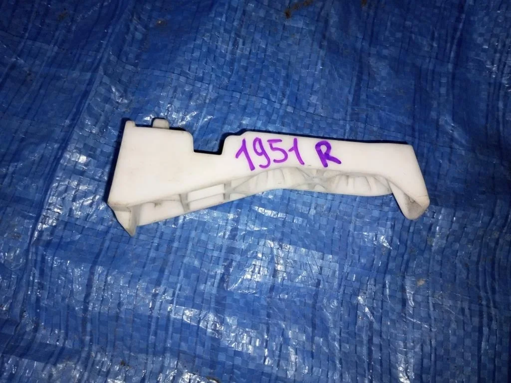 крепление бампера MITSUBISHI OUTLANDER CW4W -