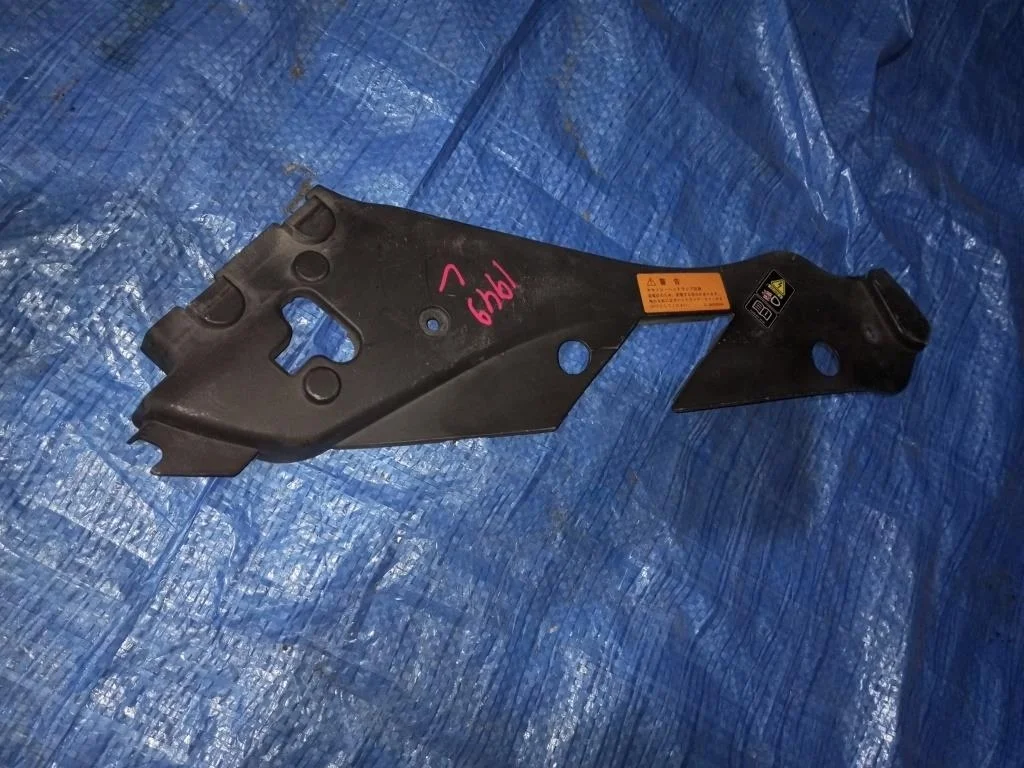 защита радиатора MERCEDES-BENZ C-Class W204.041 -