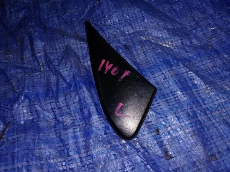 уголок крыла TOYOTA COROLLA FIELDER NZE121 -