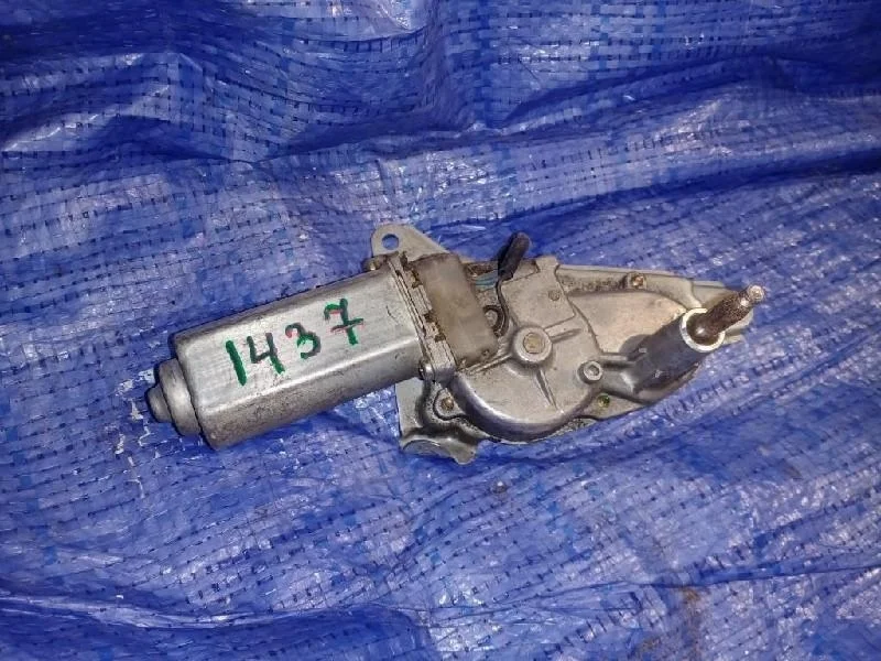 мотор дворников TOYOTA FUNCARGO NCP20 -