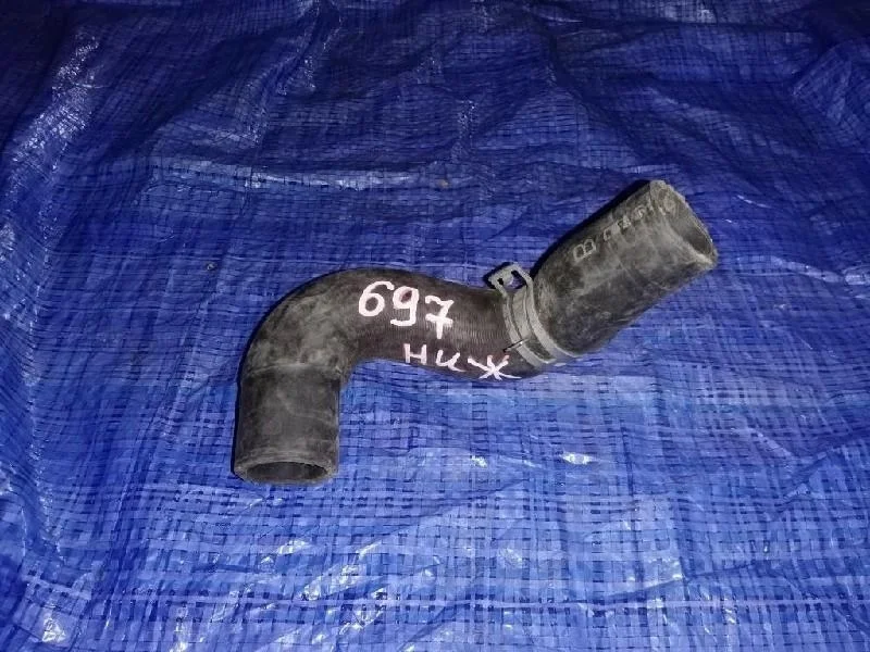 патрубок радиатора TOYOTA AVENSIS AZT255 1AZFSE