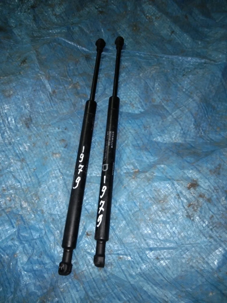 амортизатор капота NISSAN MURANO PNZ50 -