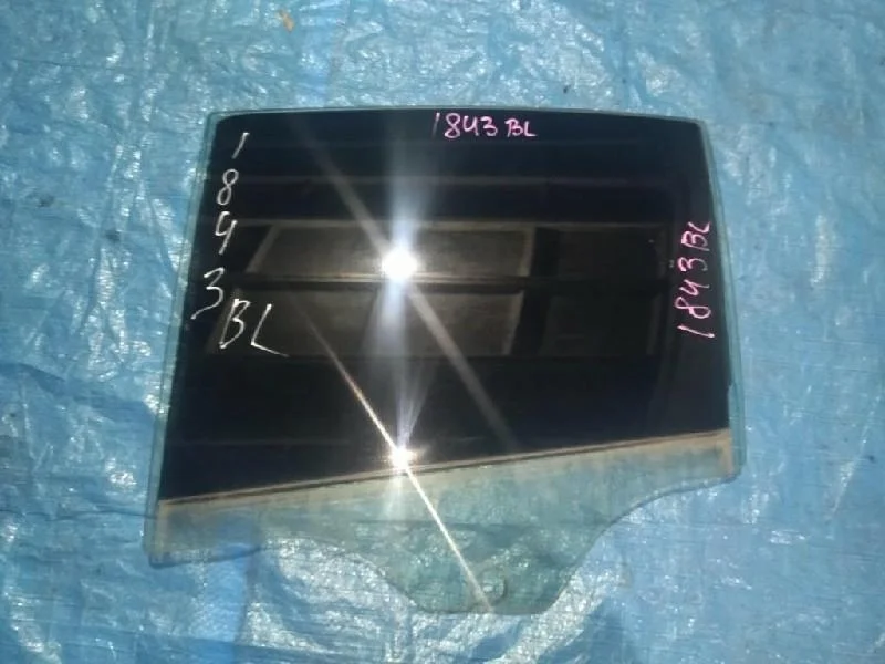 стекло BMW 7-Series E65 -