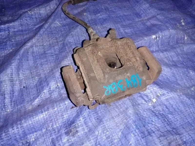 суппорт BMW 7-Series E65 N62B40 R 34216753680