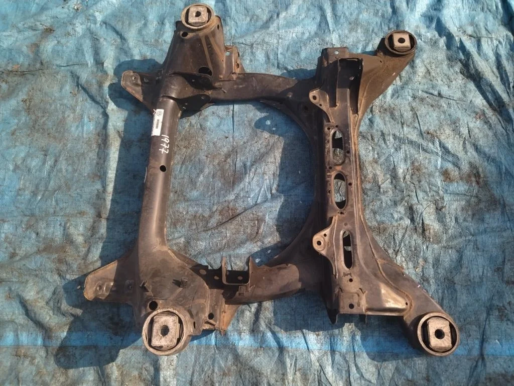 балка под двс VOLKSWAGEN TOUAREG 7LA BHK