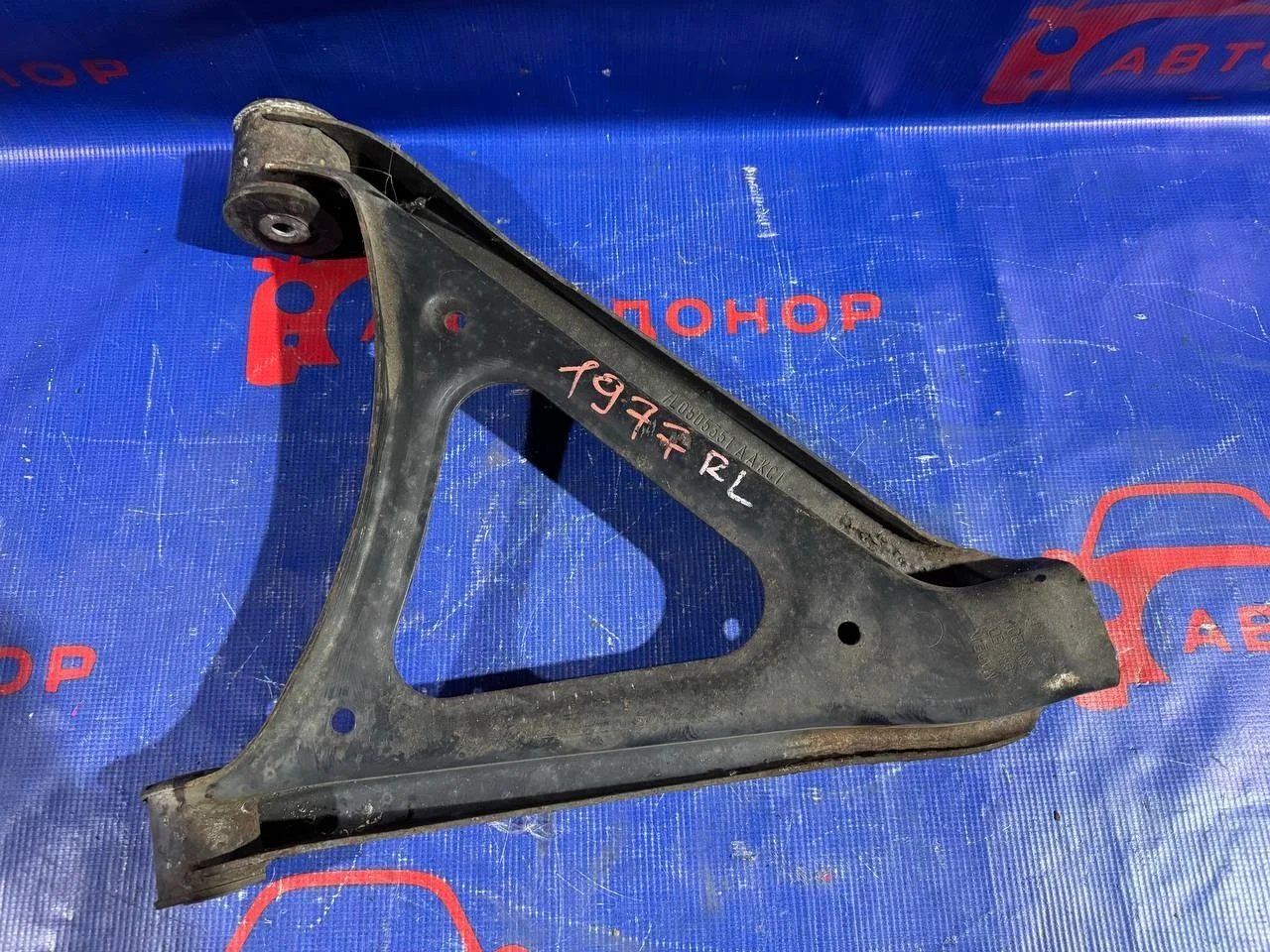 рычаг VOLKSWAGEN TOUAREG 7LA BHK