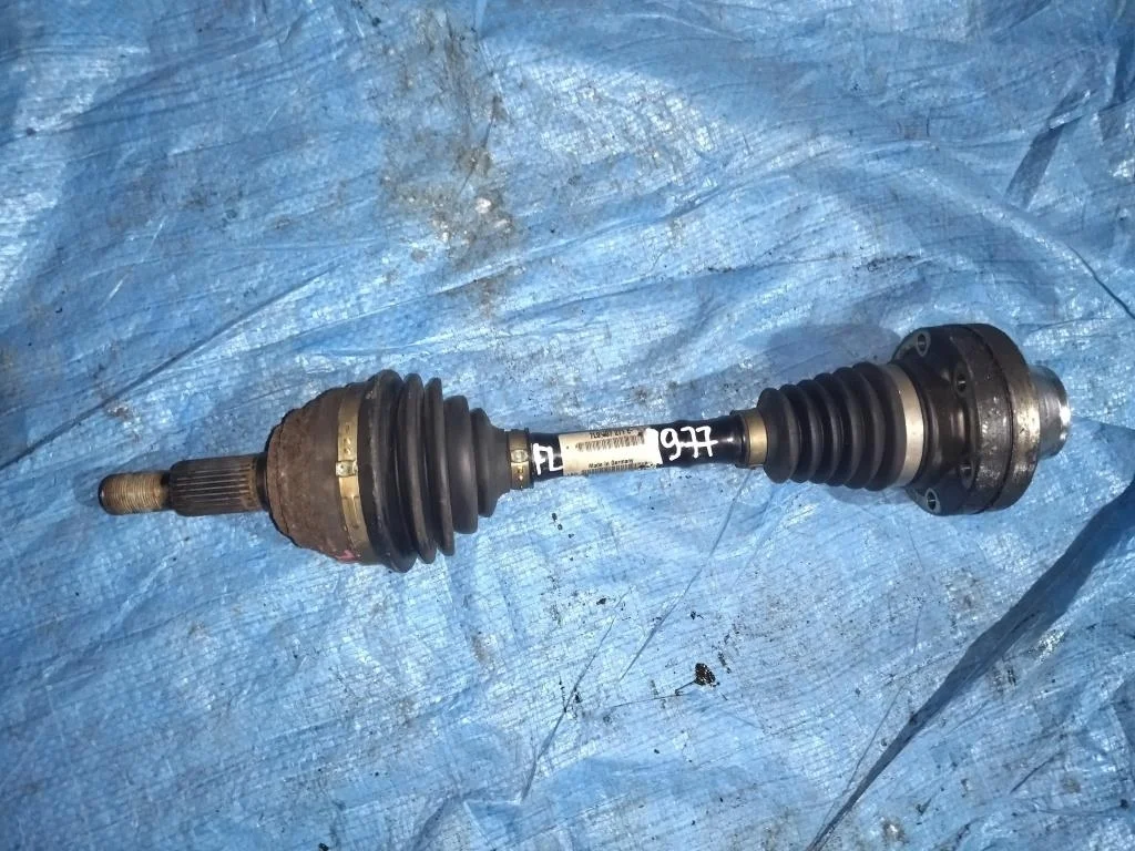 привод VOLKSWAGEN TOUAREG 7LA BHK