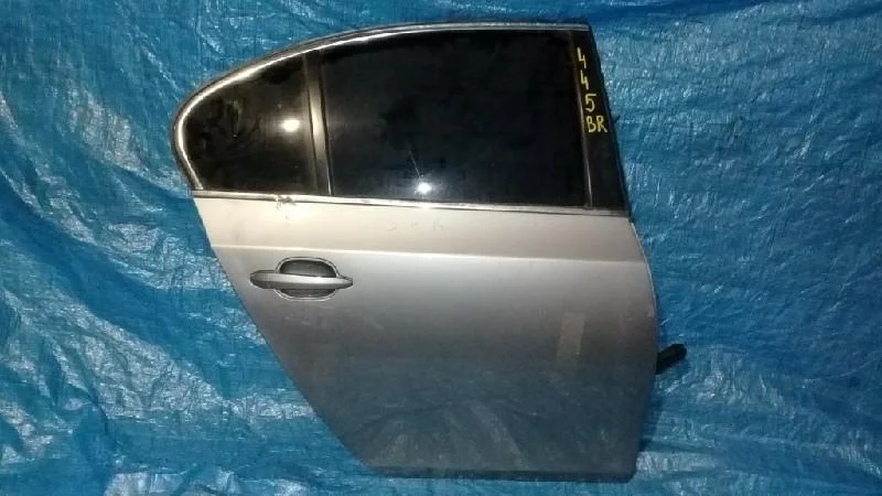 дверь BMW 5-Series E60 -