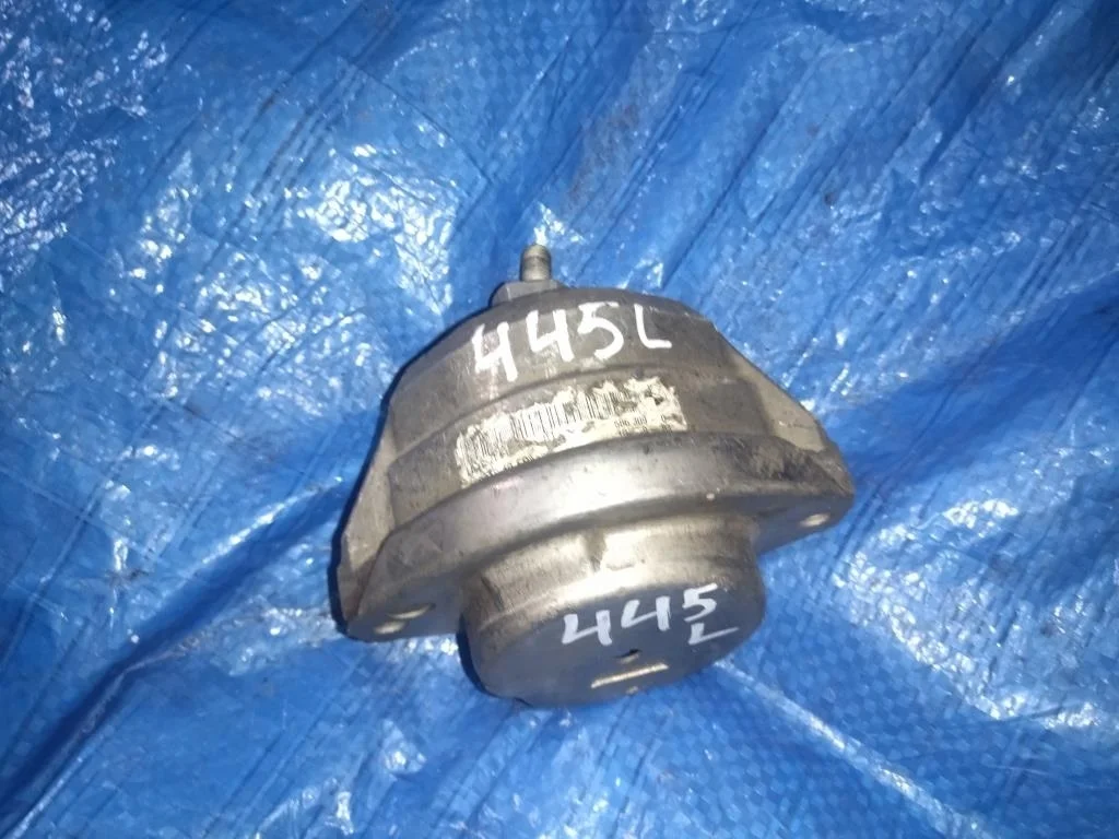 подушка двигателя BMW 5-Series E60 M54B25 - 22116761089