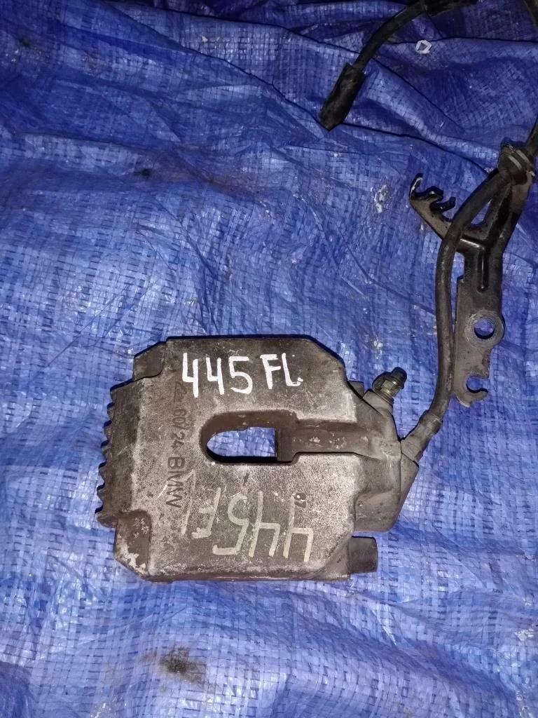 суппорт BMW 5-Series E60 M54B25