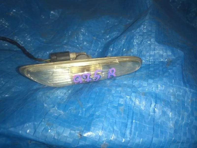 повторитель в крыло BMW 1-Series E87 - - 63137253326