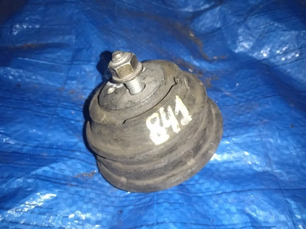 подушка двигателя BMW 5-Series E39 M52B25 - 22116754608