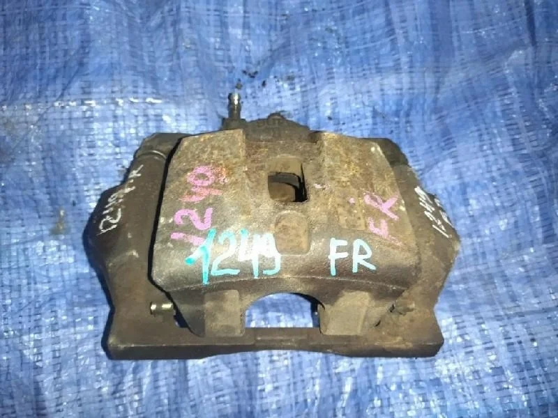 суппорт TOYOTA HARRIER GSU31W -