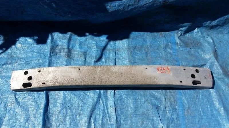 усилитель бампера TOYOTA HARRIER GSU31W -